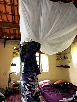 Snapshot of sammoura01 chatting on 27, 11, 2025 sammoura01 online show from 27, 11, 2025