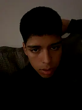 Snapshot of Edu_zzs2 chatting on 1, 11, 2025 Edu zzs2 online show from 1, 11, 2025