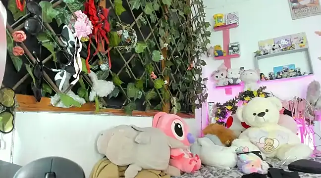 LunaDeCristall online show from 11, 2, 2025