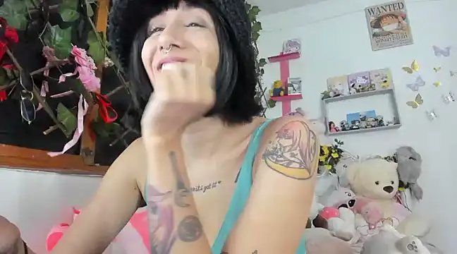 LunaDeCristall online show from 27, 2, 2025