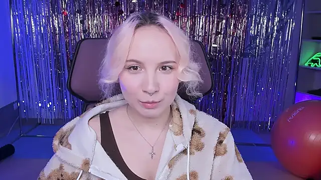 JasmineMilko online show from 19, 3, 2025