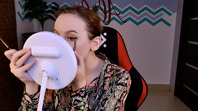 JasmineMilko online show from 21, 10, 2025