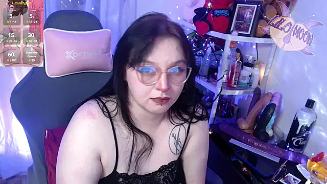Snapshot of LiloMoon69 chatting on 10, 2, 2025 LiloMoon69 online show from 10, 2, 2025