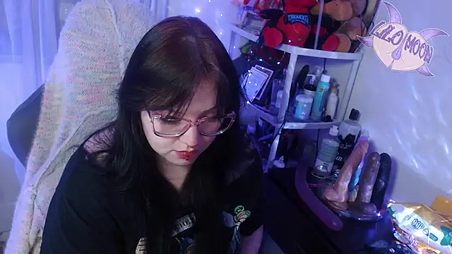 Snapshot of LiloMoon69 chatting on 6, 3, 2025 LiloMoon69 online show from 6, 3, 2025