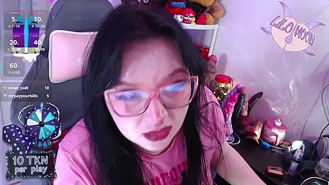 LiloMoon69 online show from 5, 1, 2026