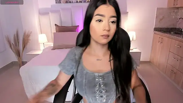 amelie jhons online show from 18, 11, 2025