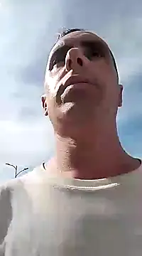 Snapshot of HELL_FIRE chatting on 12, 1, 2025 HELL FIRE online show from 12, 1, 2025