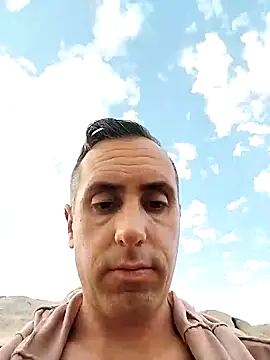 Snapshot of HELL_FIRE chatting on 3, 2, 2025 HELL FIRE online show from 3, 2, 2025