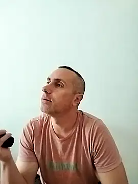 Snapshot of HELL_FIRE chatting on 11, 10, 2025 HELL FIRE online show from 11, 10, 2025