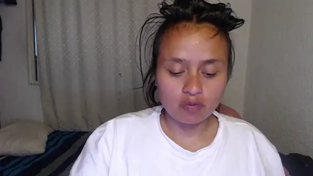 Snapshot of passion_sweet07 chatting on 17, 10, 2025 passion sweet07 online show from 17, 10, 2025