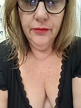 Snapshot of Mara-24 chatting on 12, 1, 2025 Mara-24 online show from 12, 1, 2025