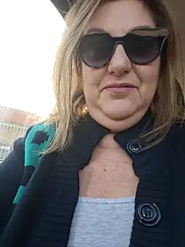 Snapshot of Mara-24 chatting on 6, 2, 2025 Mara-24 online show from 6, 2, 2025