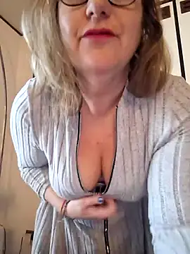 Snapshot of Mara-24 chatting on 16, 2, 2025 Mara-24 online show from 16, 2, 2025