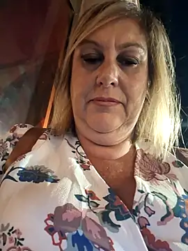 Snapshot of Mara-24 chatting on 20, 9, 2025 Mara-24 online show from 20, 9, 2025