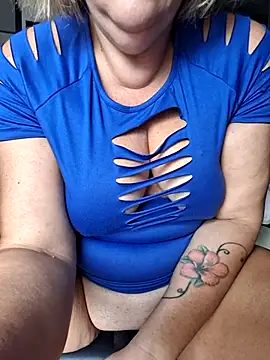 Snapshot of Mara-24 chatting on 10, 11, 2025 Mara-24 online show from 10, 11, 2025