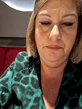 Snapshot of Mara-24 chatting on 14, 11, 2025 Mara-24 online show from 14, 11, 2025