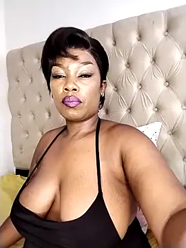 Snapshot of bigbootyboohle chatting on 15, 2, 2026 bigbootyboohle online show from 15, 2, 2026