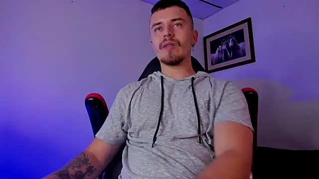 Snapshot of james_connor2 chatting on 21, 12, 2024 james connor2 online show from 21, 12, 2024