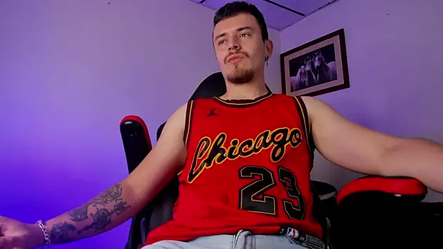 Snapshot of james_connor2 chatting on 14, 1, 2025 james connor2 online show from 14, 1, 2025