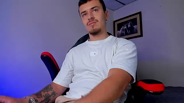 Snapshot of james_connor2 chatting on 25, 2, 2025 james connor2 online show from 25, 2, 2025