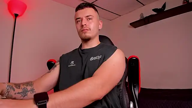 Snapshot of james_connor2 chatting on 24, 10, 2025 james connor2 online show from 24, 10, 2025