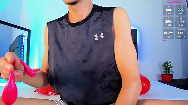 Snapshot of steven_hott8 chatting on 14, 2, 2025 steven hott8 online show from 14, 2, 2025