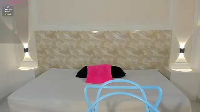 AliceRoss0 online show from 21, 10, 2025