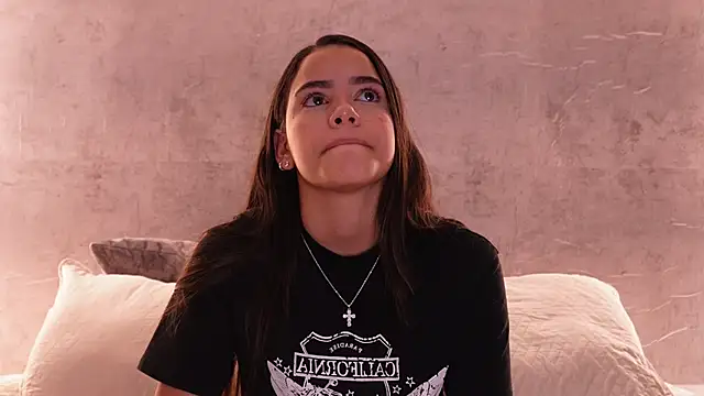 Nicky and Blake online show from 7, 10, 2025