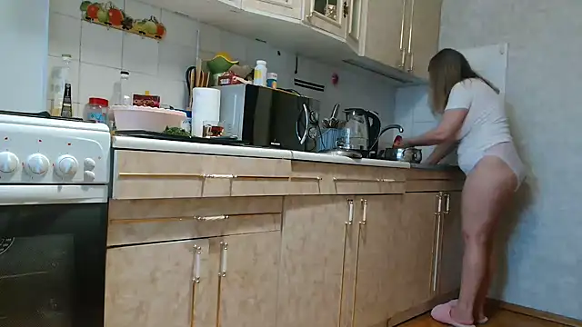 Vika  online show from 26, 2, 2025