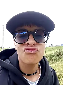 Snapshot of Cuervo_maniaco chatting on 21, 2, 2025 Cuervo maniaco online show from 21, 2, 2025