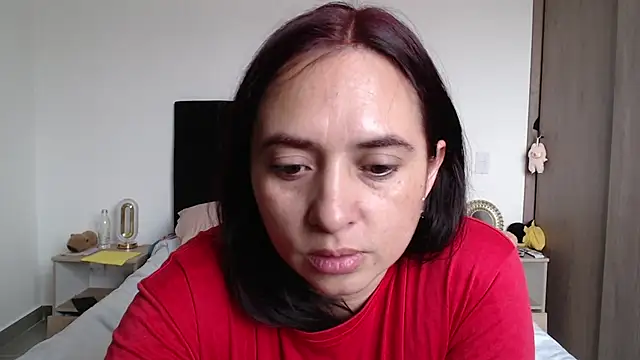 Snapshot of TatianaMonteross chatting on 23, 4, 2026 TatianaMonteross online show from 23, 4, 2026