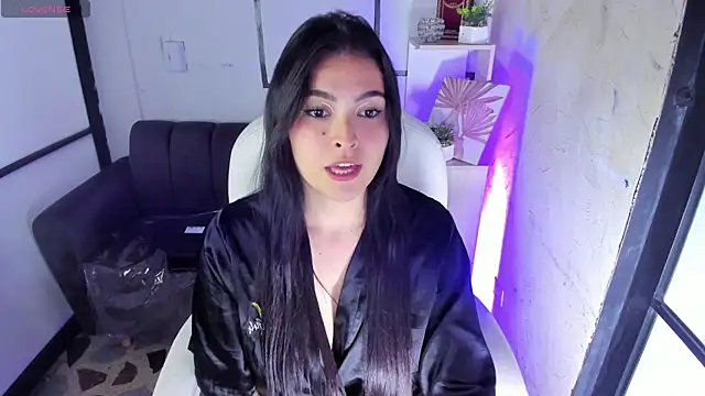 Snapshot of TifanyWhite_ chatting on 28, 1, 2025 TifanyWhite online show from 28, 1, 2025