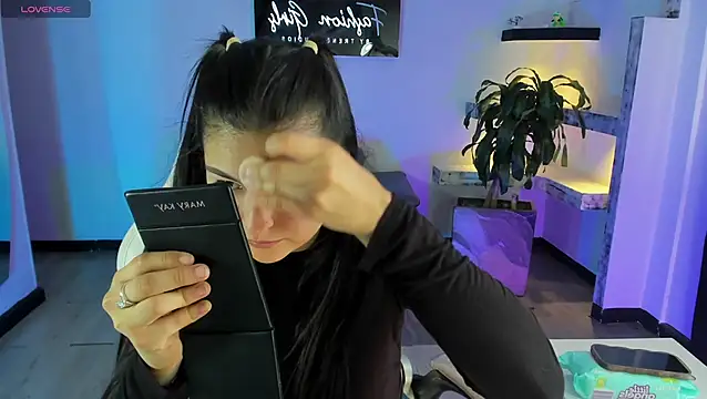 Snapshot of TifanyWhite_ chatting on 10, 2, 2025 TifanyWhite online show from 10, 2, 2025