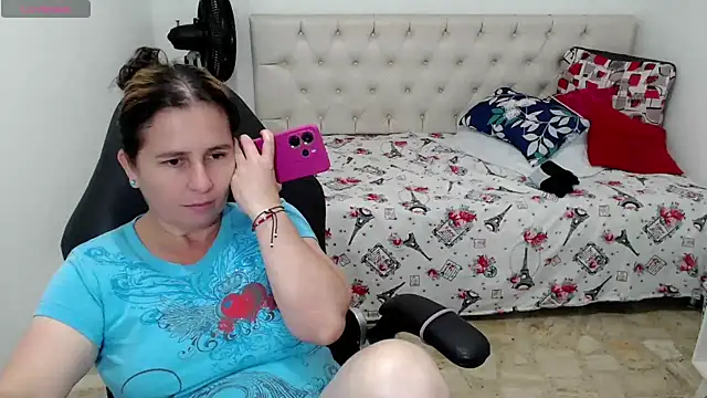 victoria jones online show from 8, 4, 2026