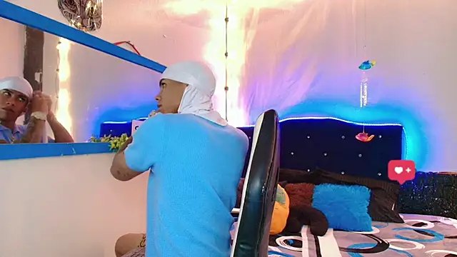 Damian latinxxx online show from 11, 2, 2025