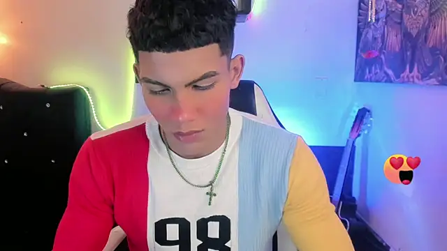 Damian latinxxx online show from 18, 2, 2025