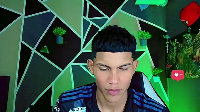 Damian latinxxx online show from 21, 2, 2025