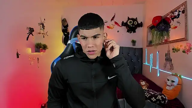 Damian latinxxx online show from 3, 11, 2025