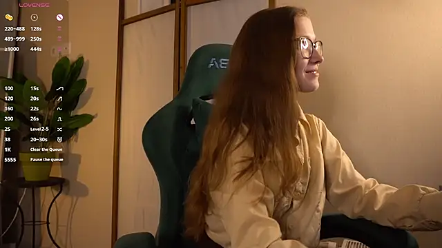 Snapshot of brendacom chatting on 8, 10, 2025 brendacom online show from 8, 10, 2025