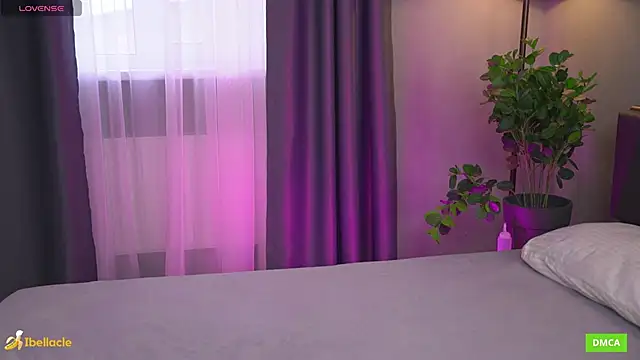 Bellacle online show from 12, 10, 2025