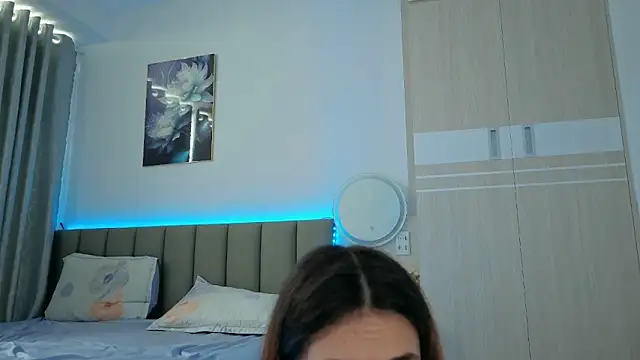 sweety vikky online show from 9, 4, 2026