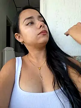 Snapshot of MarianaByanchi chatting on 22, 12, 2024 MarianaByanchi online show from 22, 12, 2024
