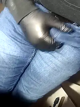 Snapshot of franko1987 chatting on 4, 2, 2025 franko1987 online show from 4, 2, 2025