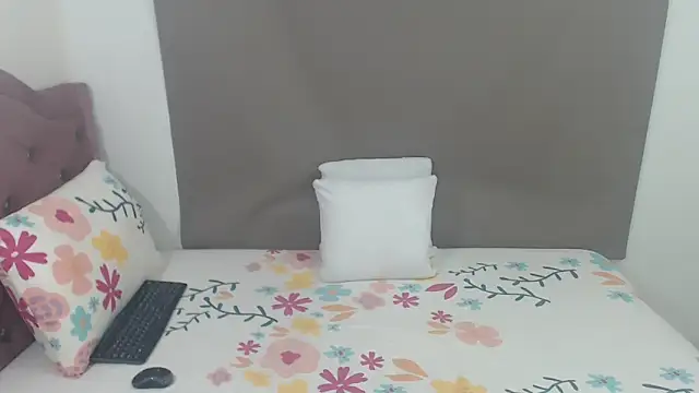 kimberlyjamexxx online show from 3, 6, 2026