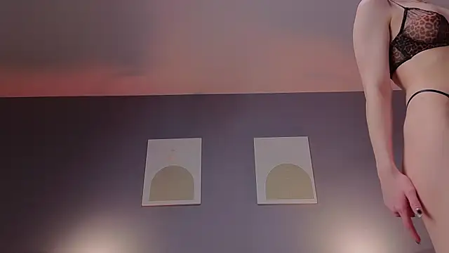 Adelheidd online show from 7, 3, 2025