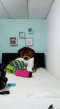 Magica lorena online show from 7, 3, 2025