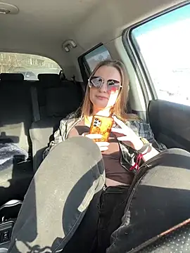 OlgaBuzzz online show from 20, 2, 2026