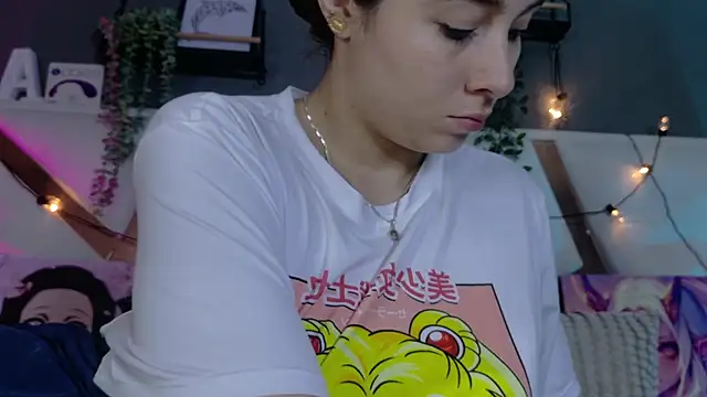 AmbarHills 1 online show from 13, 3, 2026