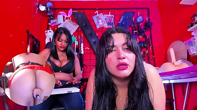 Snapshot of Madame_pain_ chatting on 24, 12, 2024 Madame pain online show from 24, 12, 2024