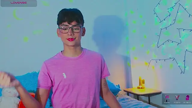 Snapshot of arnold_laurent_ chatting on 7, 1, 2025 arnold laurent online show from 7, 1, 2025